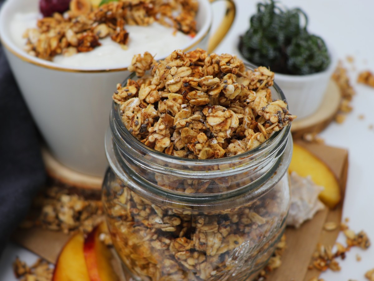Granola con semi di chia, senza olio e senza zucchero