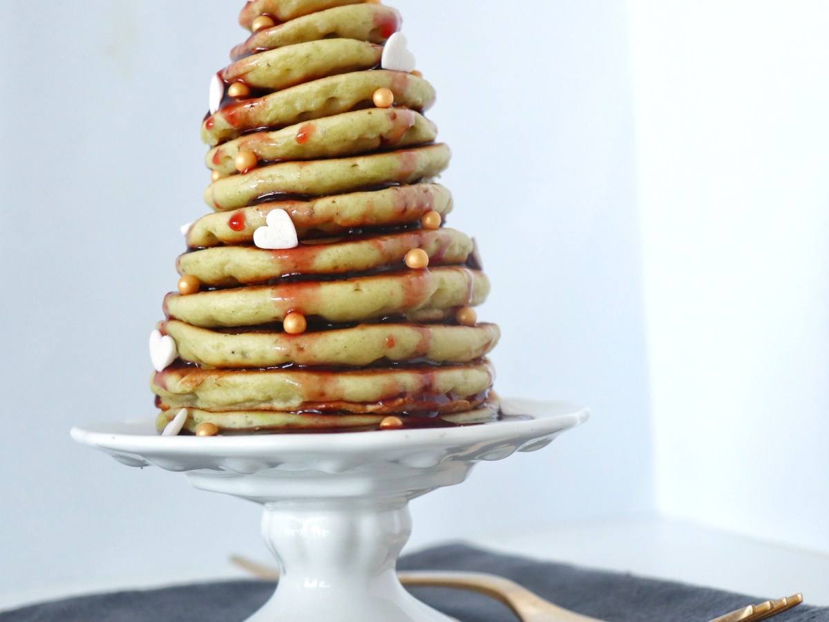 Pancakes ad albero di Natale vegani