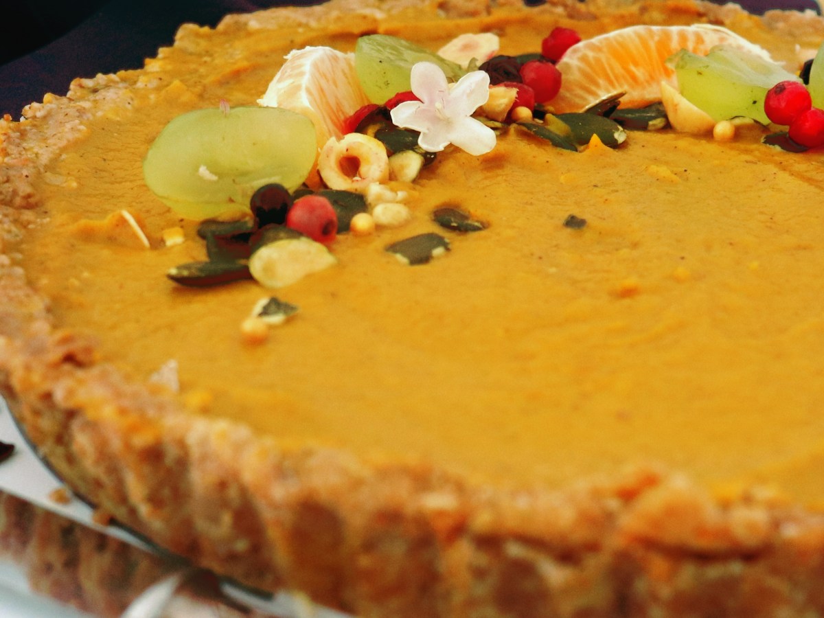 Crostata alla zucca vegana senza cottura
