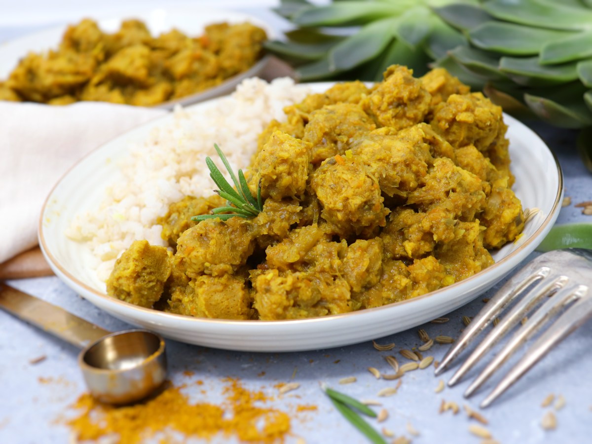 Spezzatino di soia al curry di riciclo, senza olio e glutine
