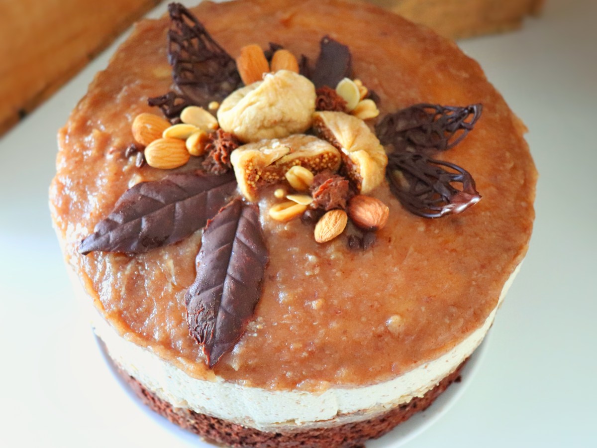 Torta 5 strati fichi, arachidi e cioccolato |vegan