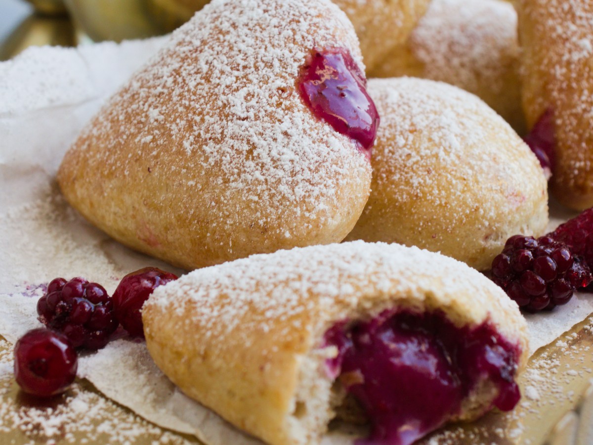 Cuori morbidi ripieni con lievito madre